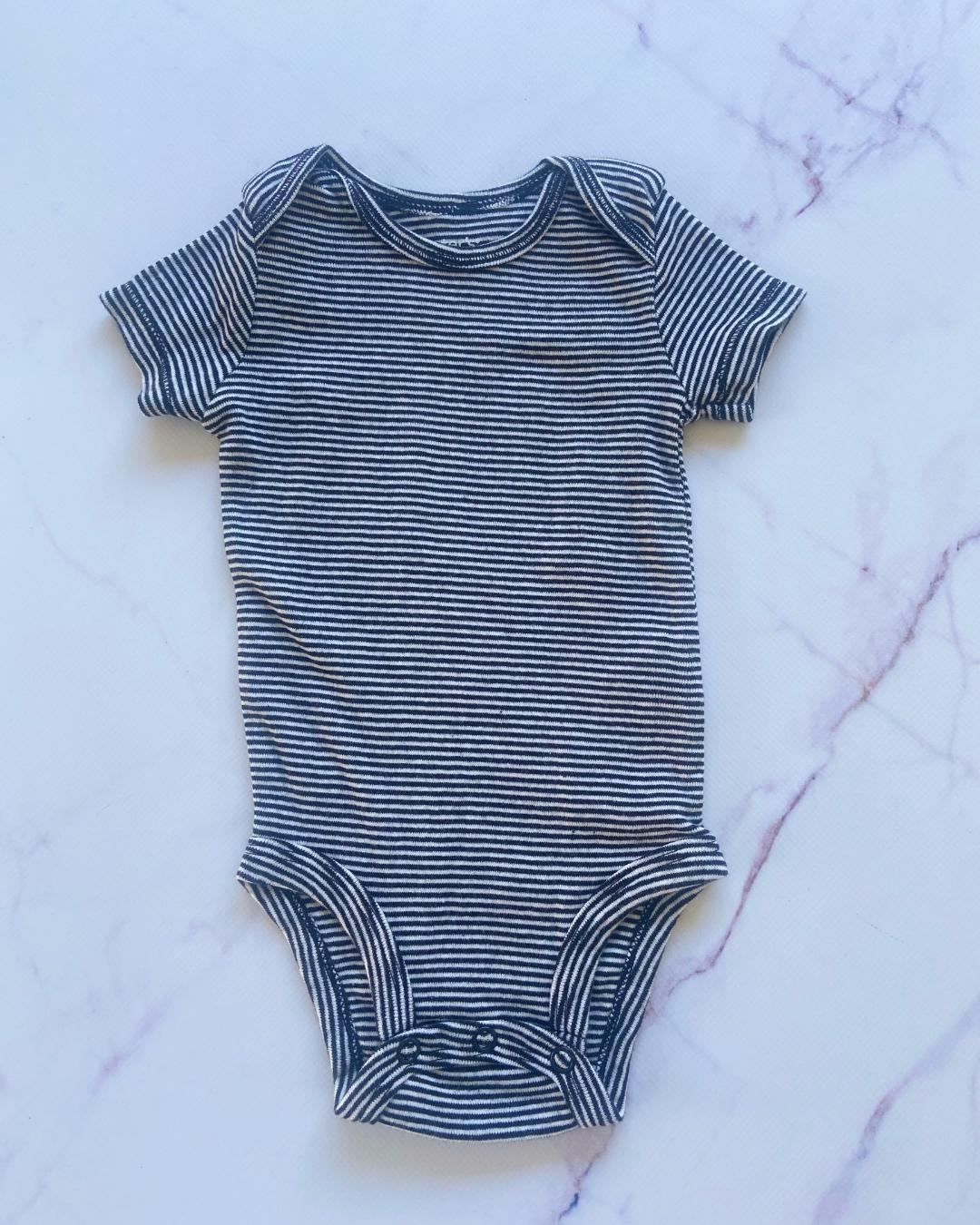 Carters striped vest 3M