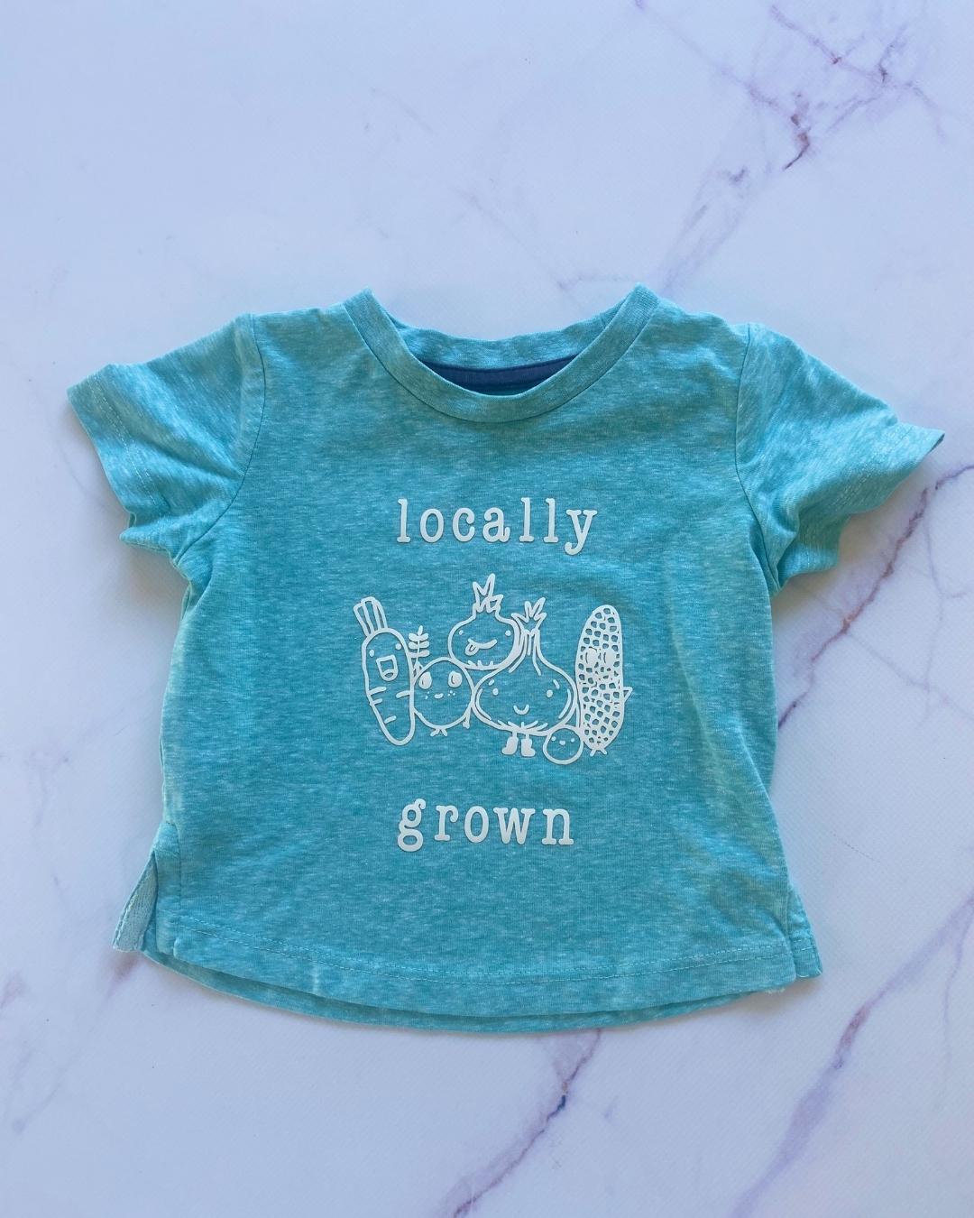 Woolworths locally grow green T shirt  3/6 M