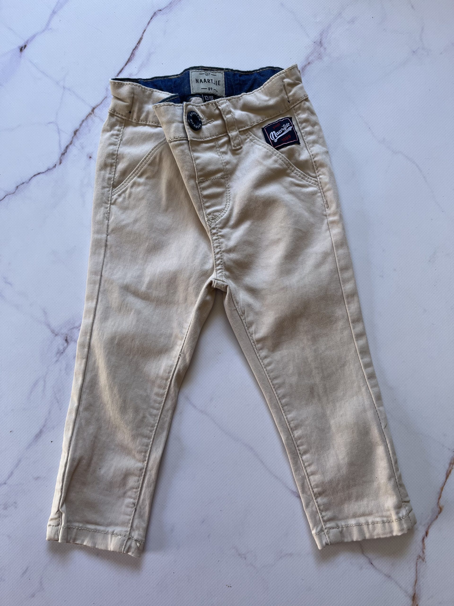 Naartjie beige chinos 12/18M