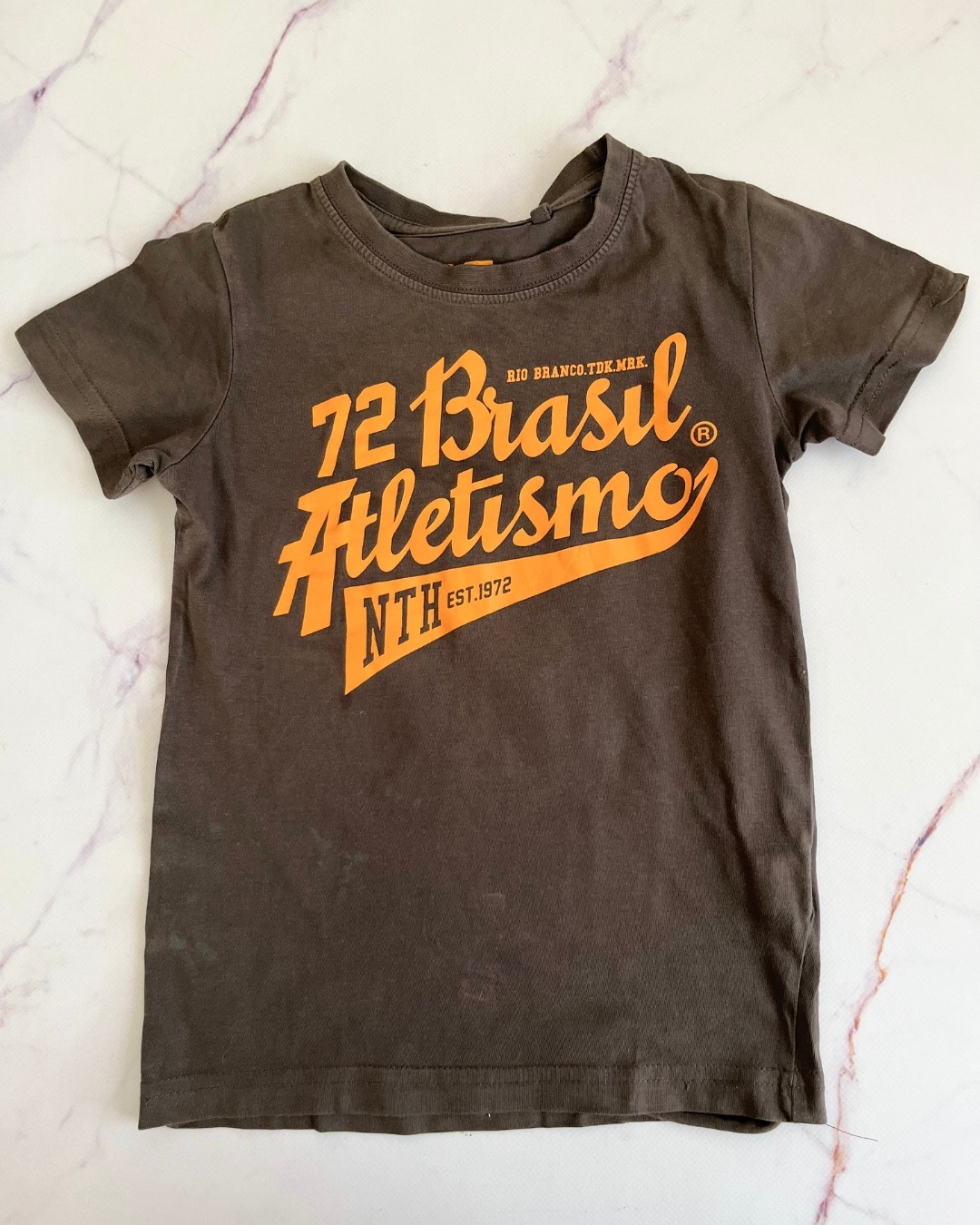 Cotton On brown Brazil T shirt 5Y
