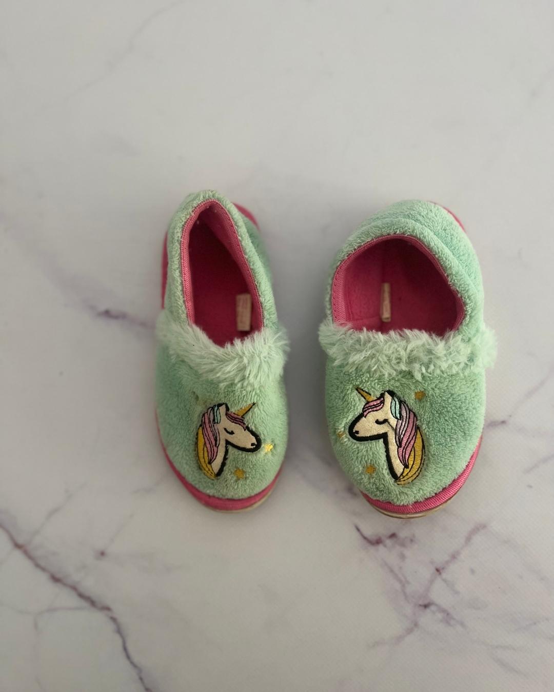 Lollipop green unicorn slippers Size 7