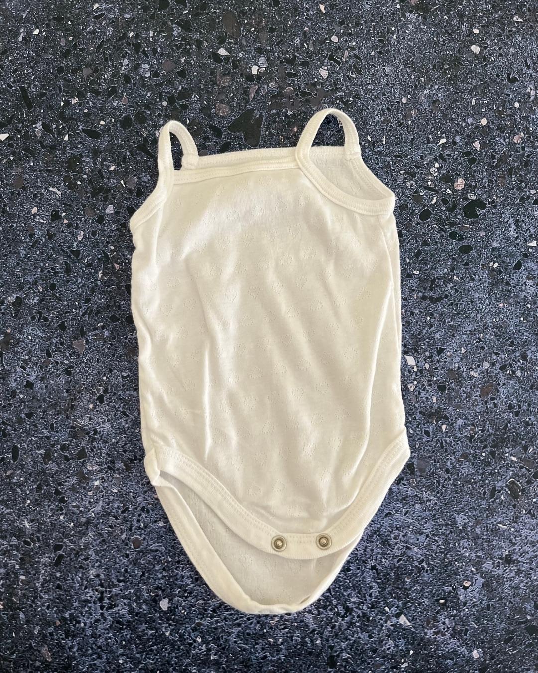 Woolworths white tonal heart baby grow 1/3M