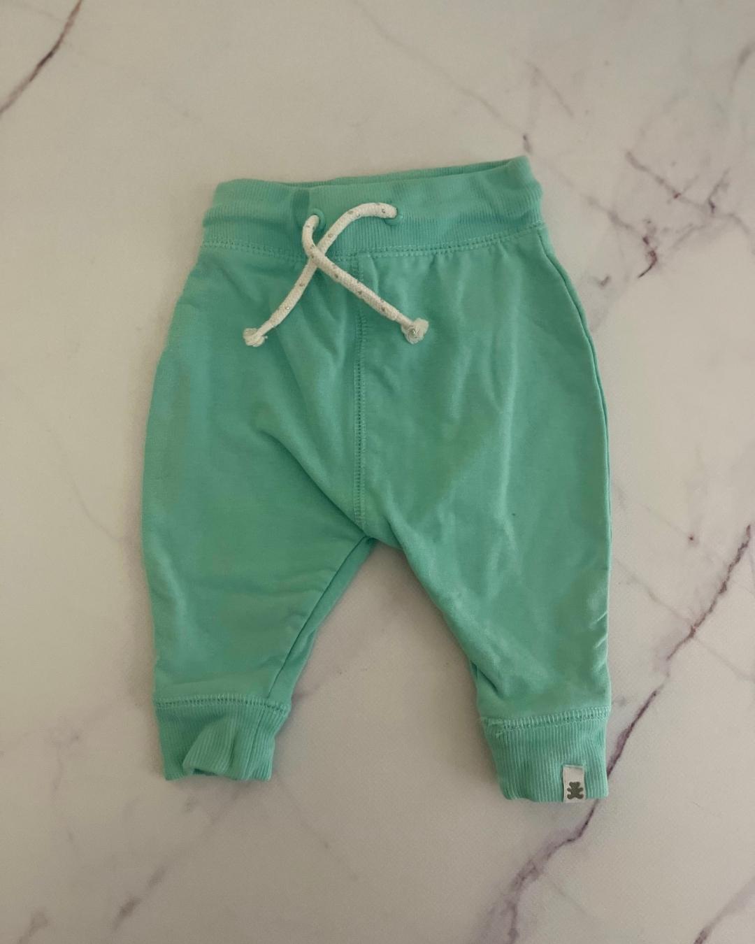 Woolworths green pants 3/6M