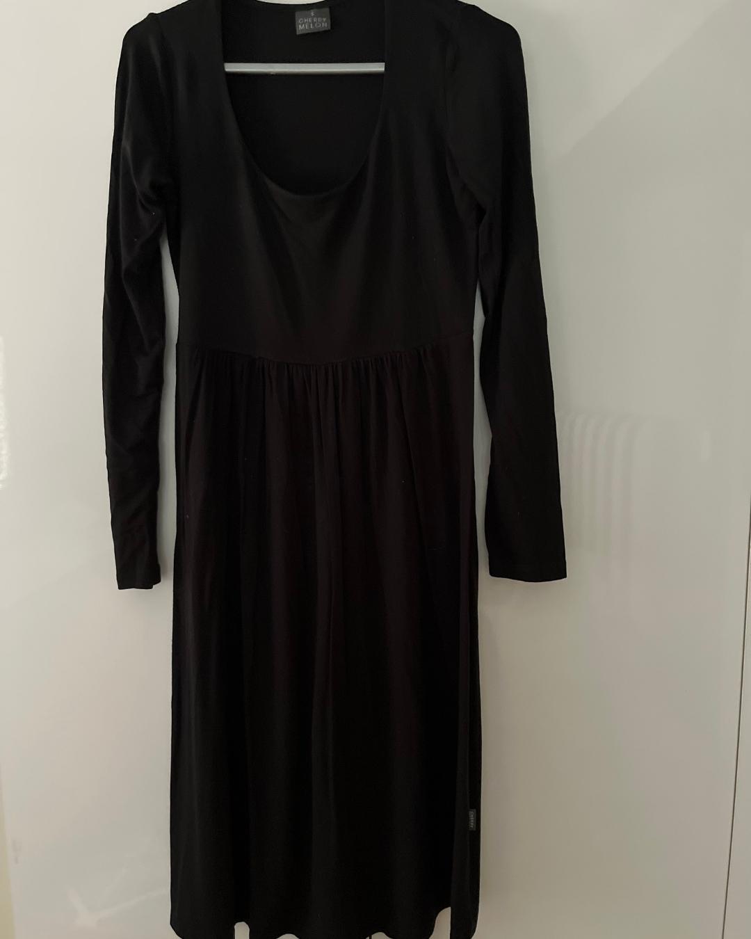 Cherry melon black maternity dress Medium