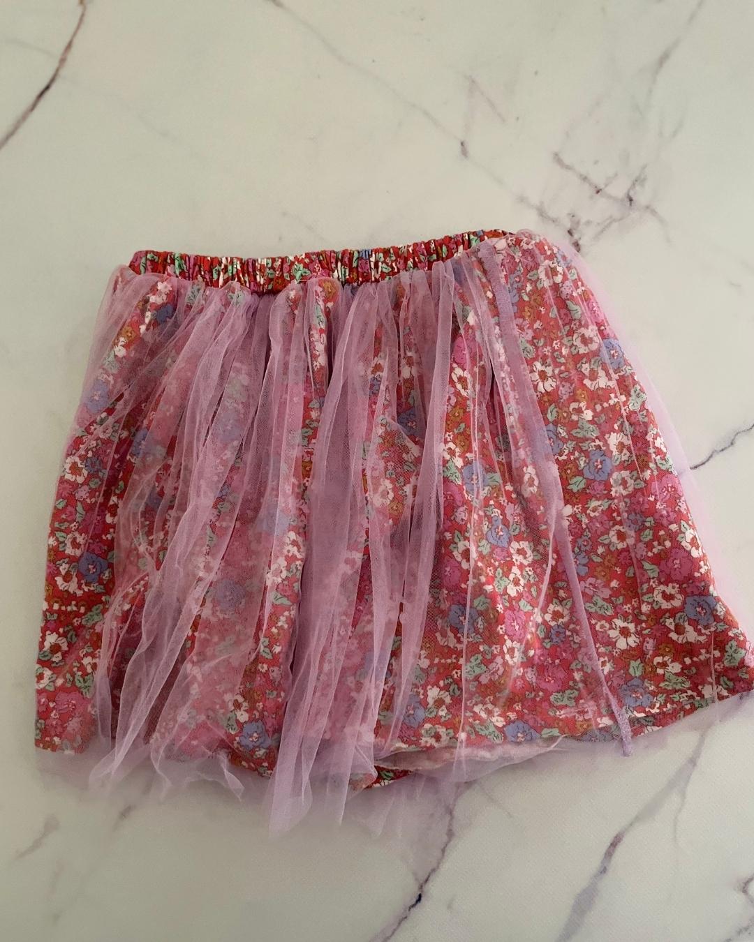 Cotton On red flower tulle skirt 5/6Y