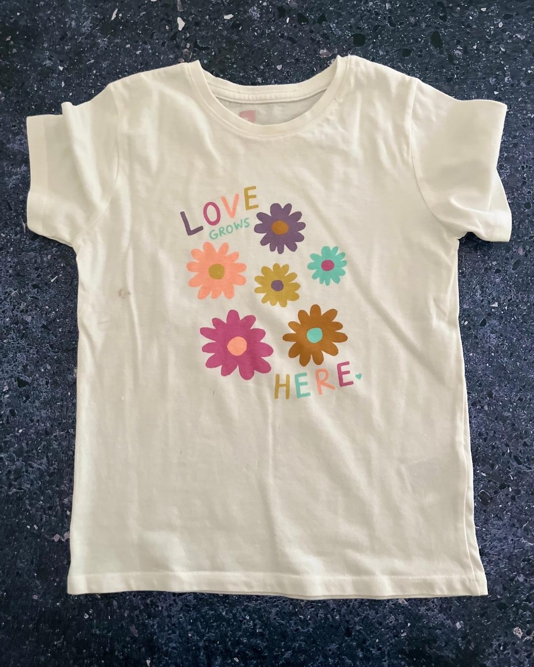 Cotton On white Love Grows Here flower T shirt 7Y