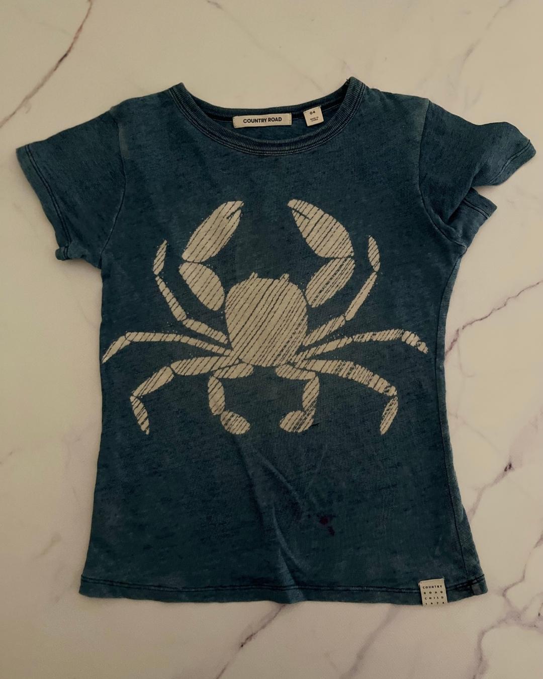 Country Road blue crab T shirt 4Y