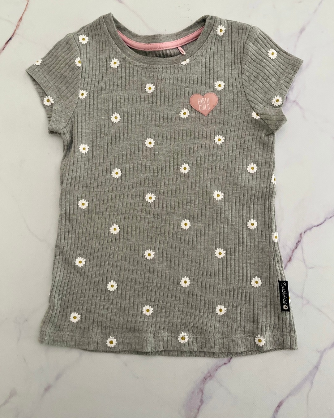 Earth Child grey flower T shirt 5/6Y