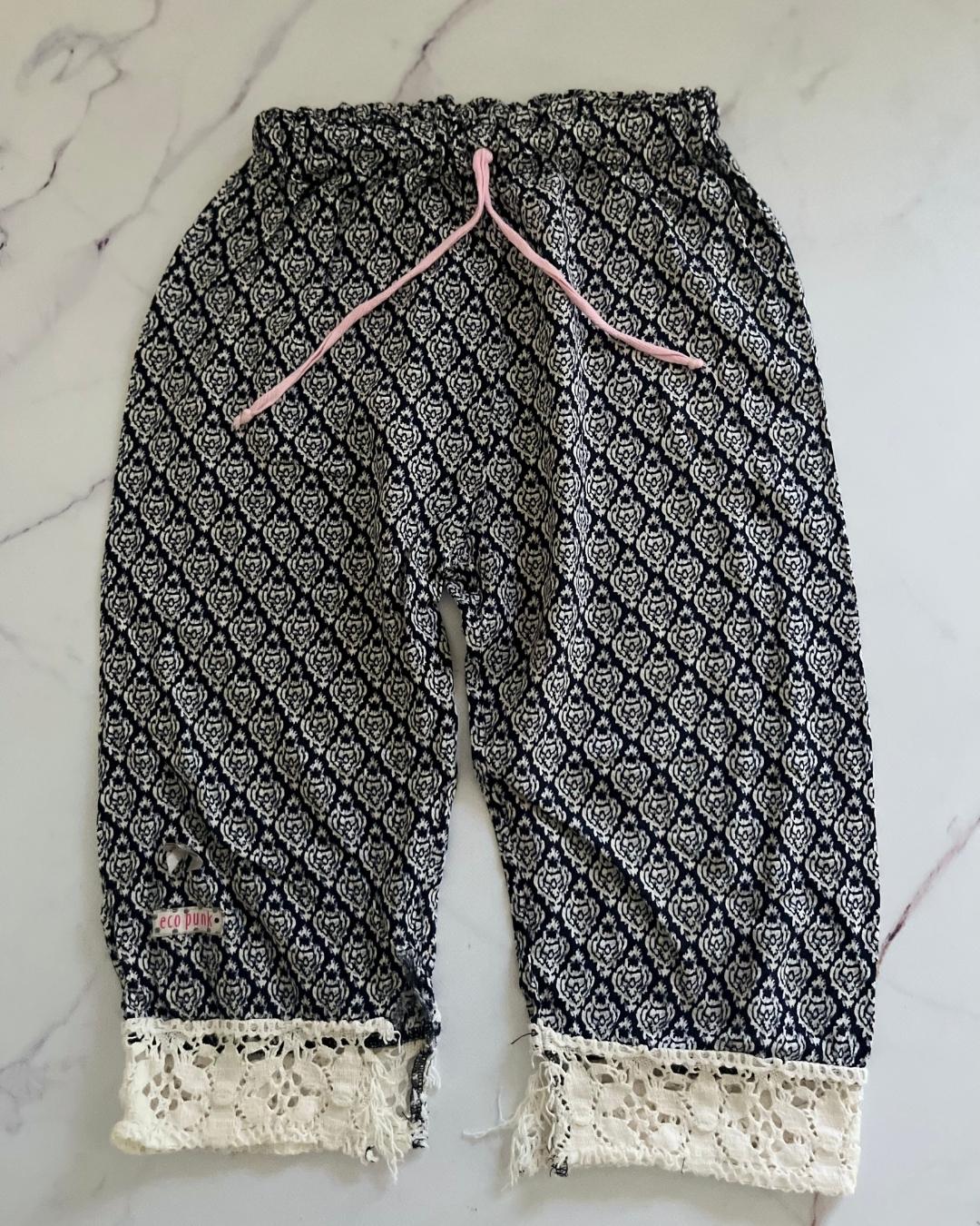Eco Punk blue patterned pants 8/9Y