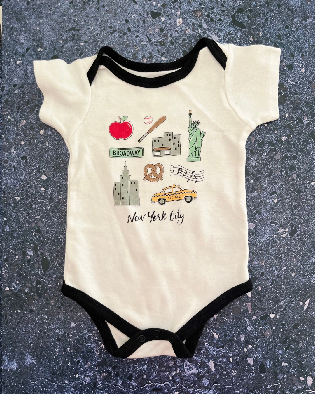 HB white New York City baby grow 3/6M