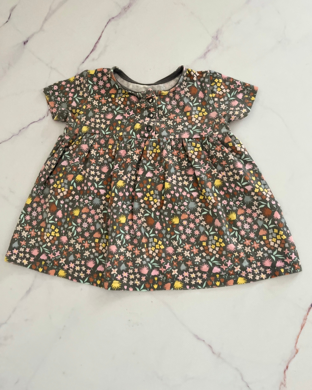 Cotton On grey flower dress 3/6M