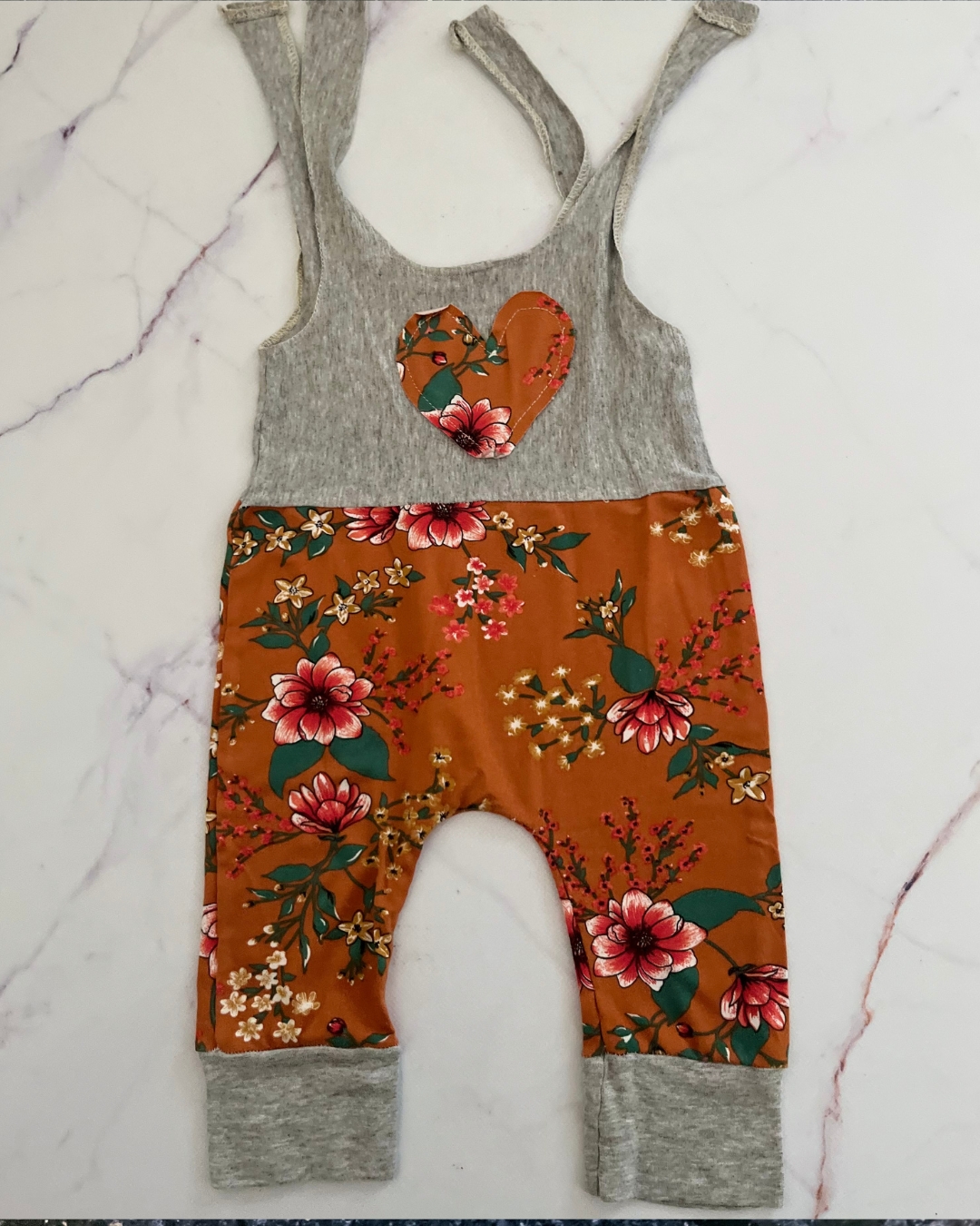 Tokkie & Haas grey and orange floral romper 0/3M