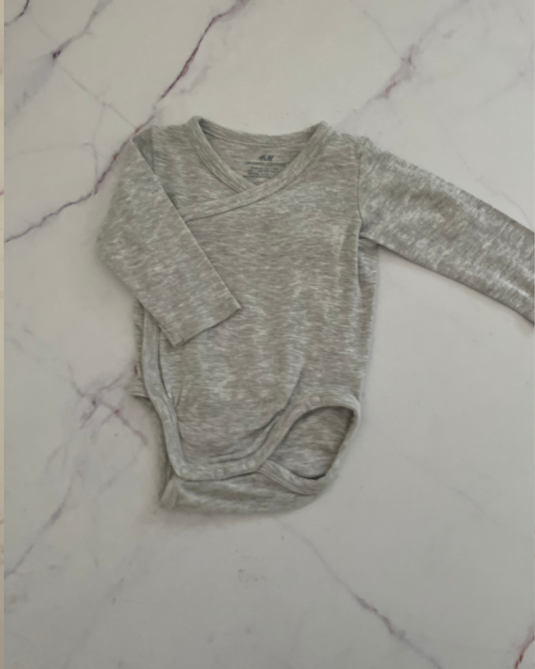 H&M grey baby grow 1/2M