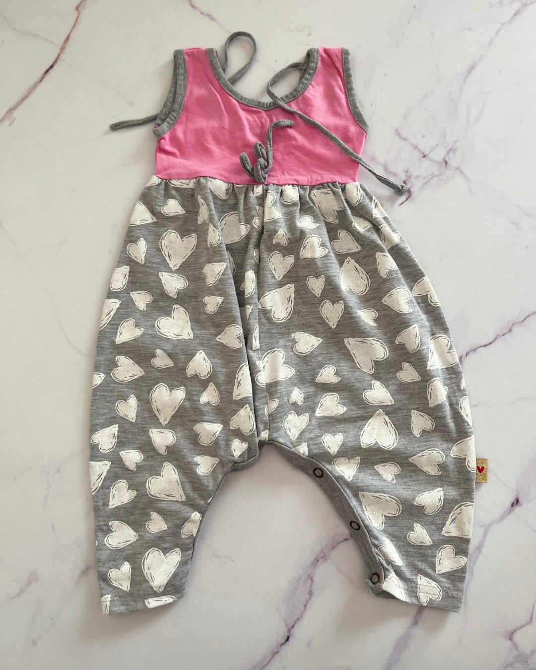 Hoolies pink and grey heart romper 3/6M