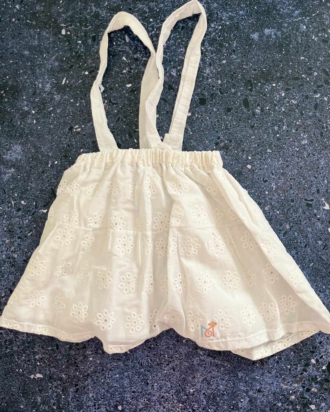 MonkeyMunx white tonal flower dress 1/2Y