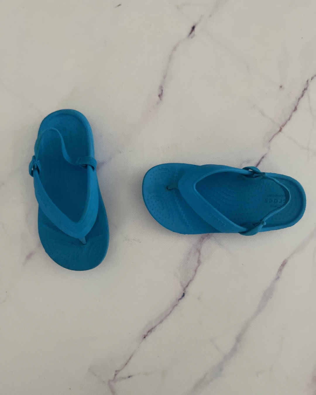 Crocs blue flops Size 9