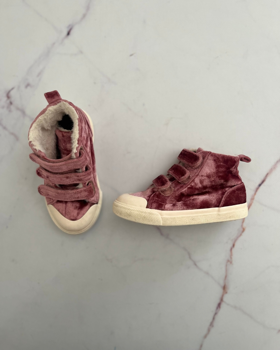 Cat & Jack purple felt shoes Size 7