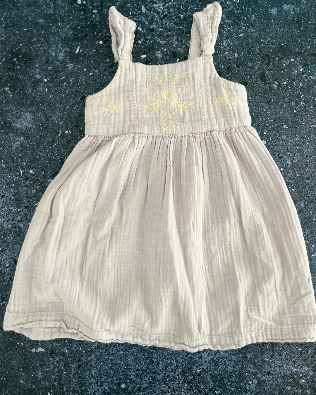 Gap light purple embroidered flower dress 4Y