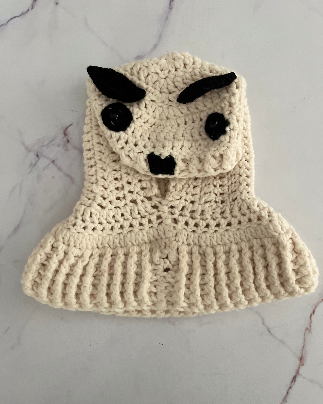 White knitted panda hat One Size
