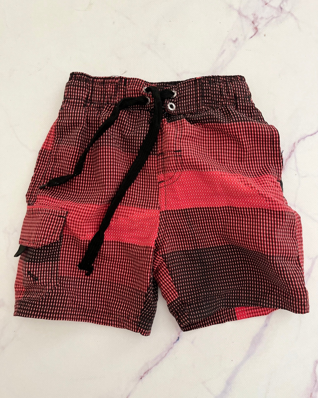 Bulldozer red boardshorts 3/4Y