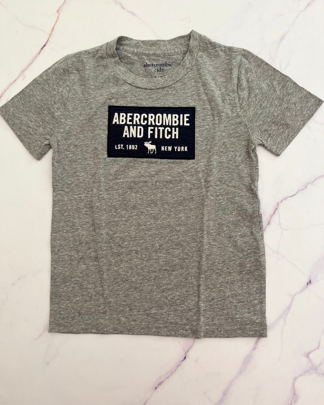 Abercrombie and fitch grey melange T shirt 5/6Y – Nearly New Kids