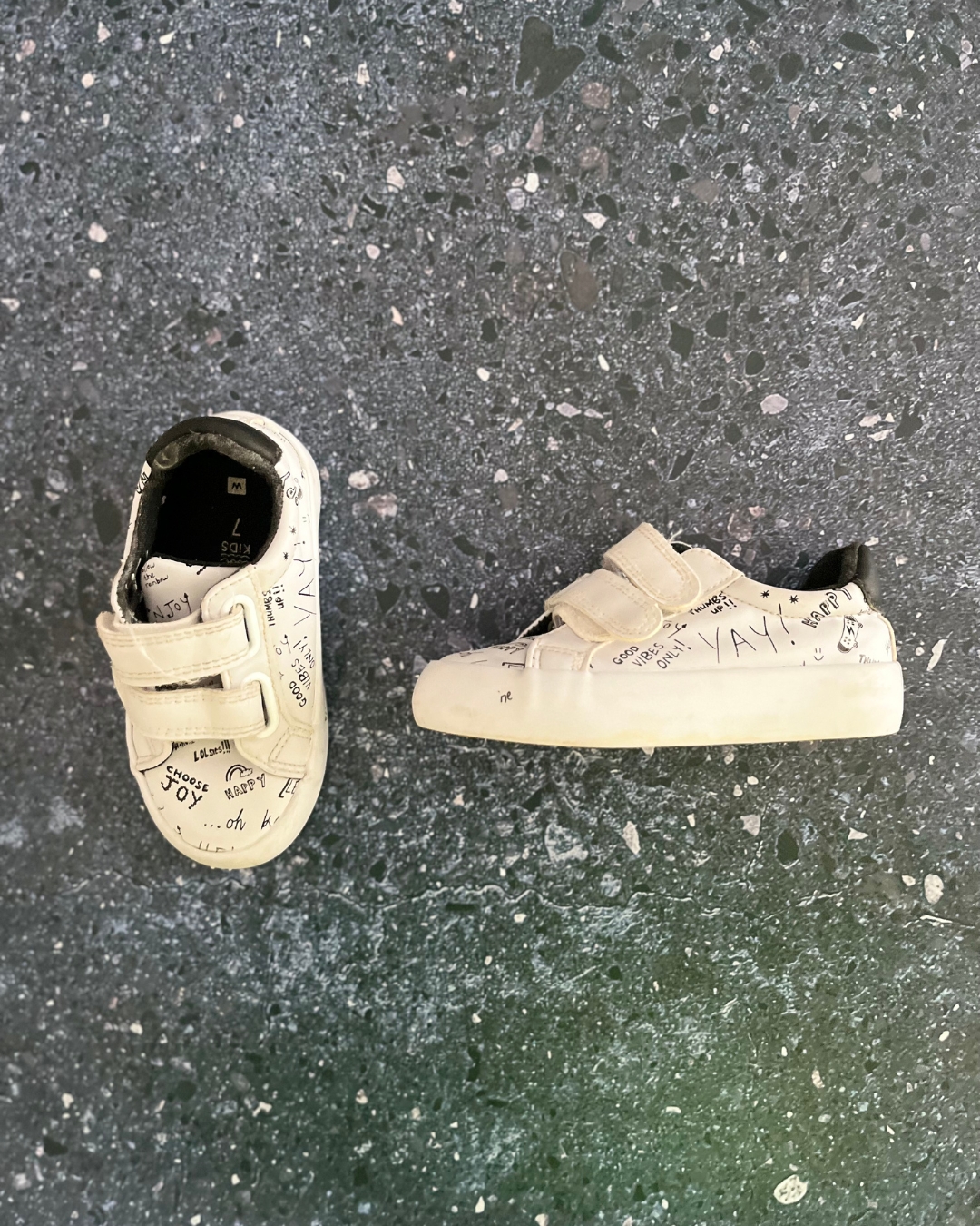 Woolworths white Joy velcro shoes Size 7