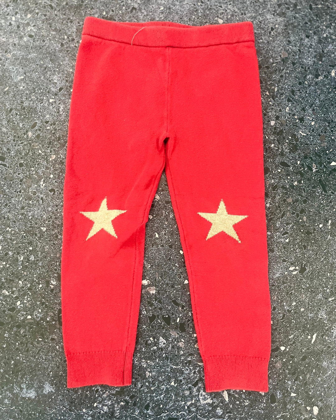 Gap red star pants 3Y