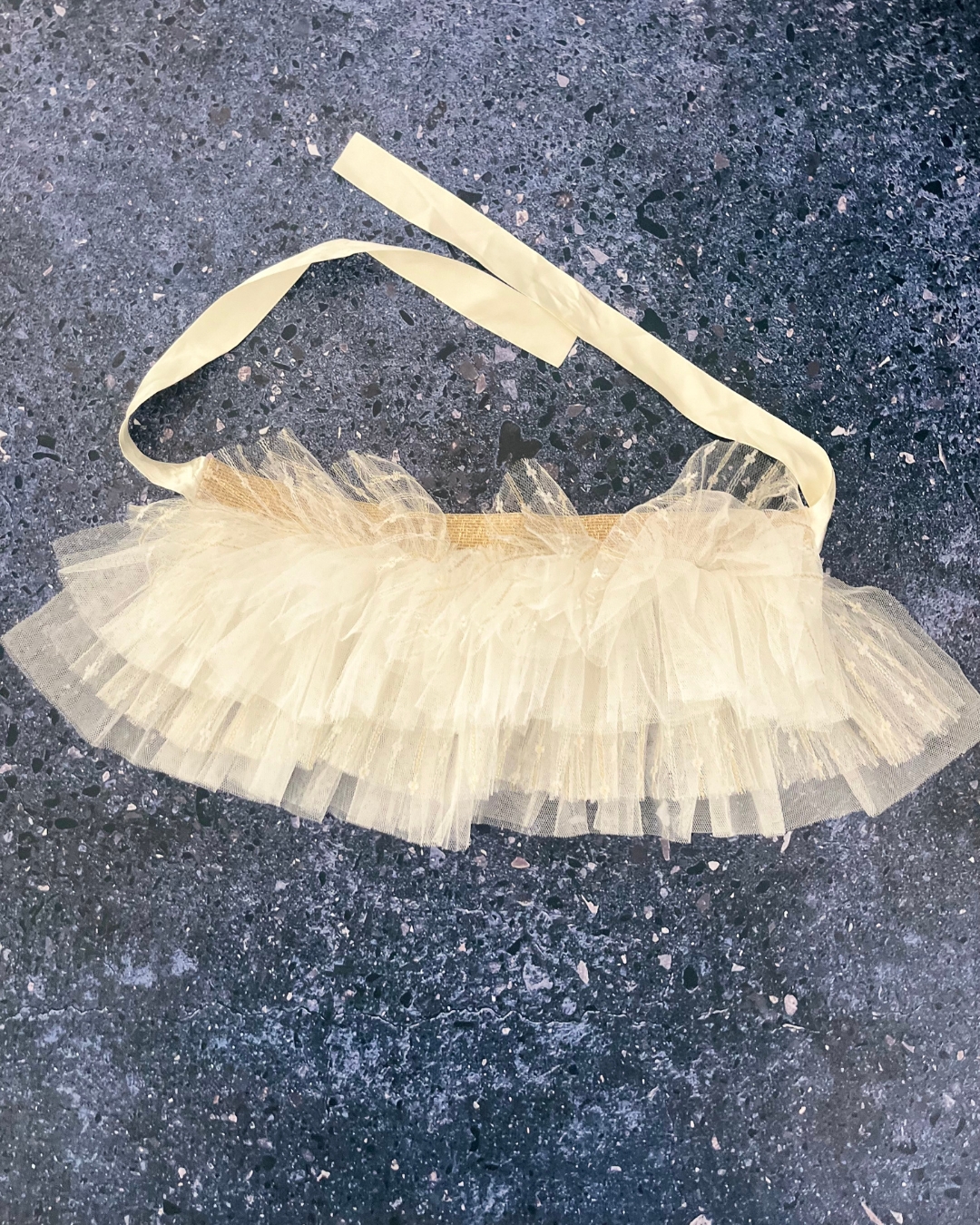 White tulle skirt with tie