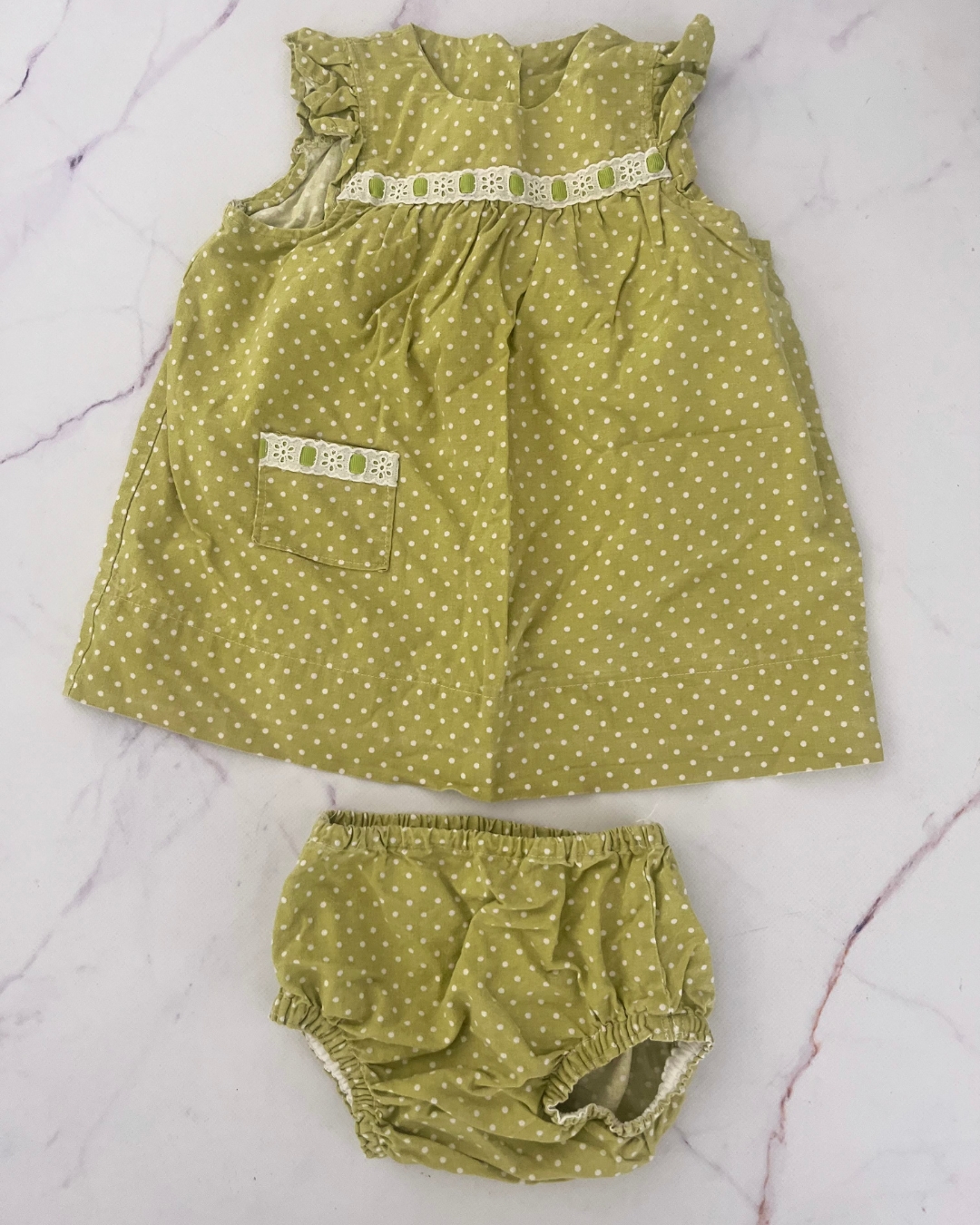 Green polka dot dress and bloomer 18/24M