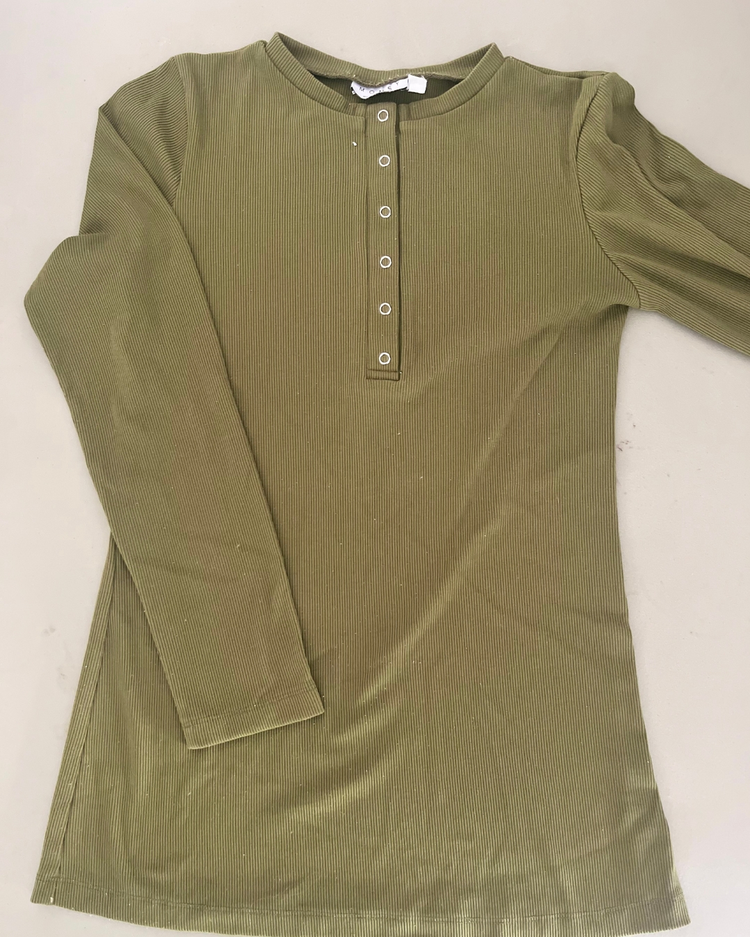 Momsy green maternity button up top Medium