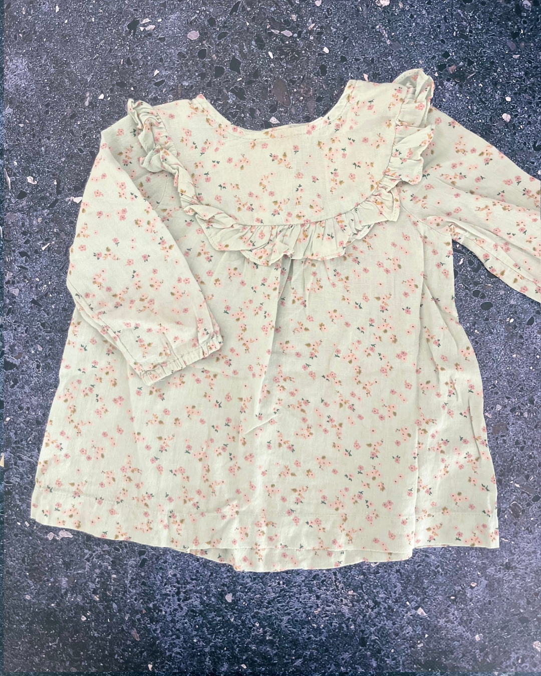 Cotton On beige floral dress 3/6M