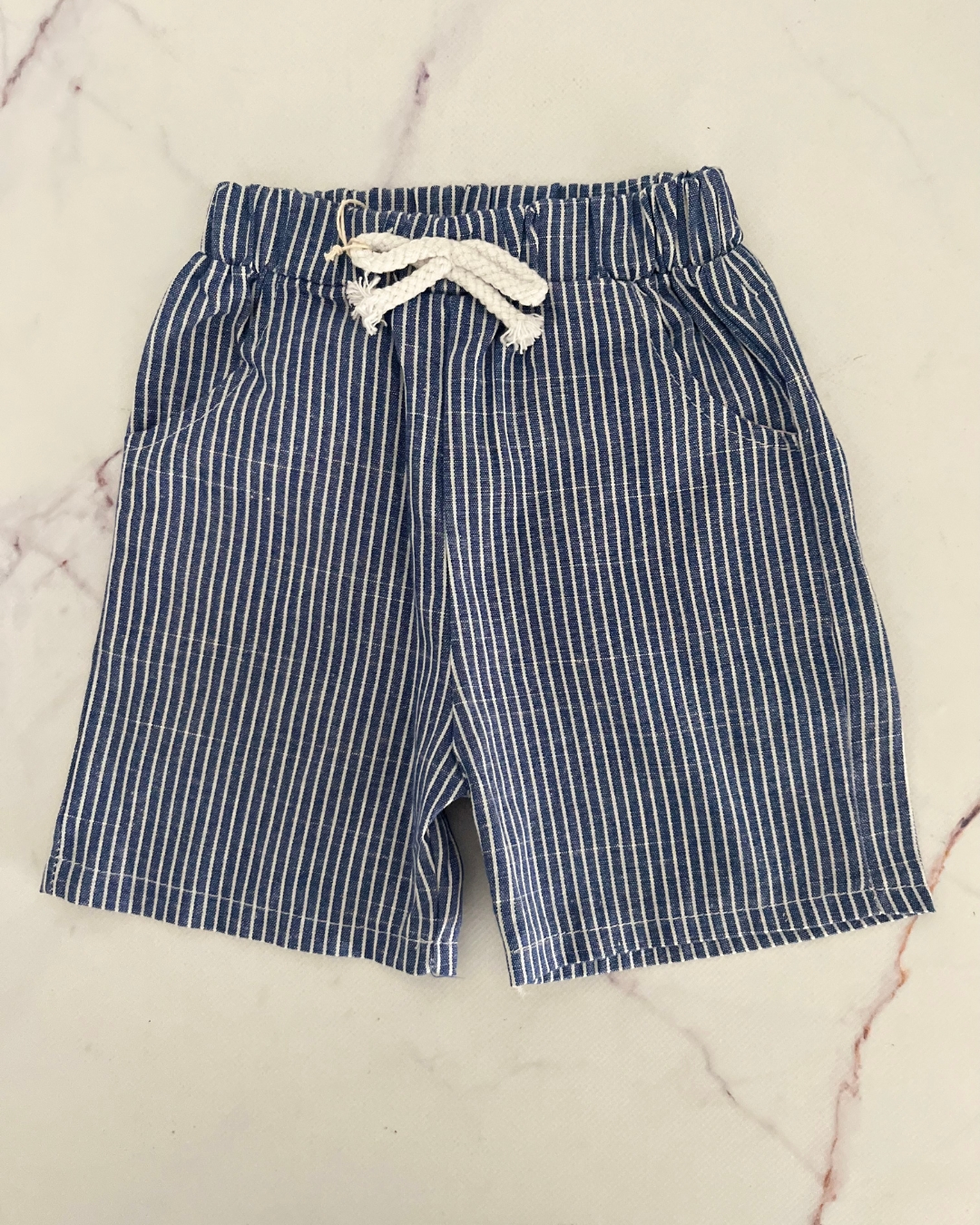 *NEW* Blue striped shorts 3/4Y