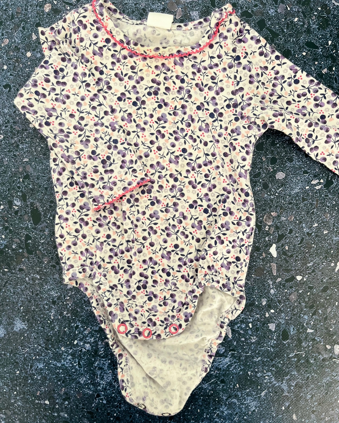 H&M white purple flower baby grow 4/6M