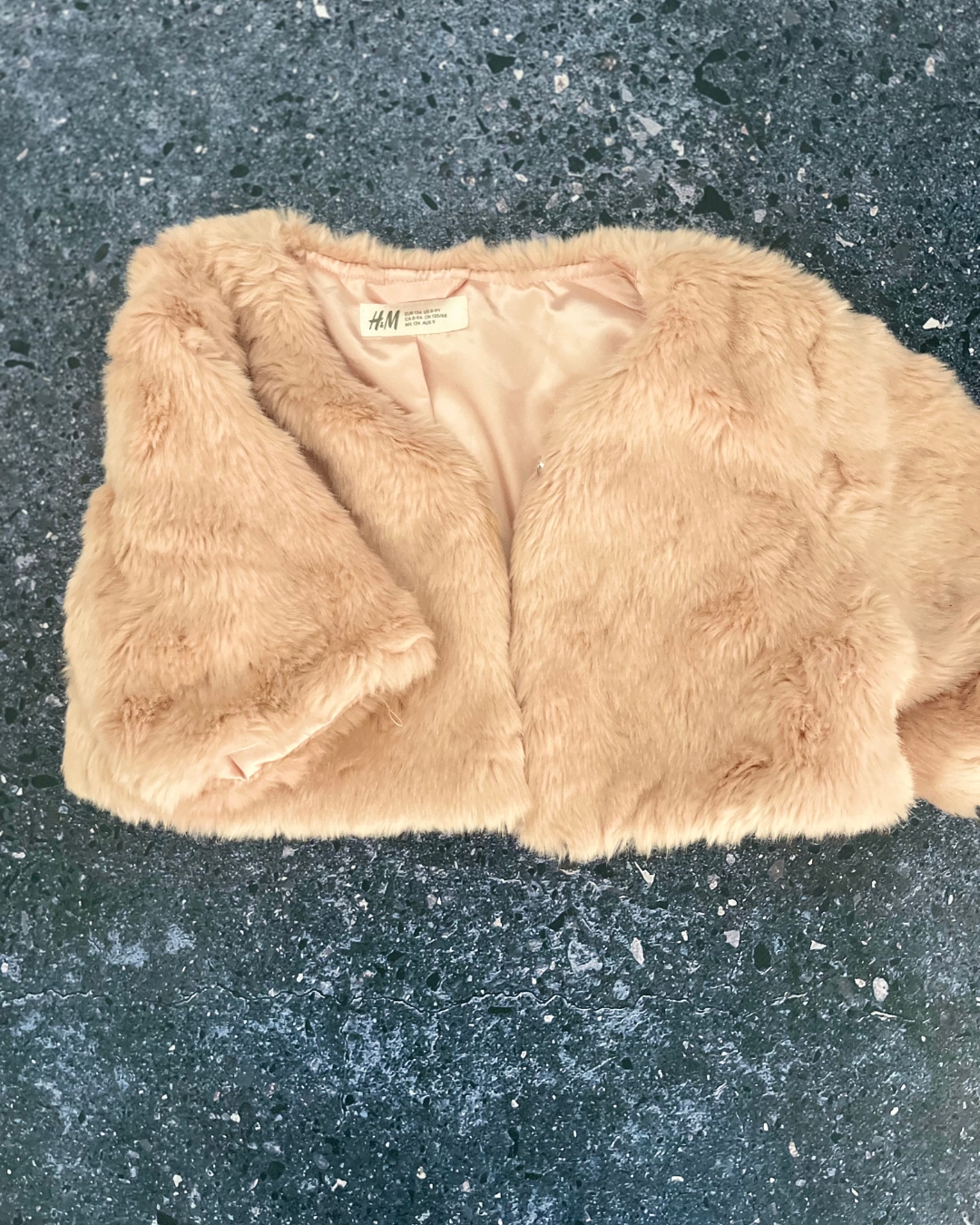 H&M pink fluffy jacket 8/9Y