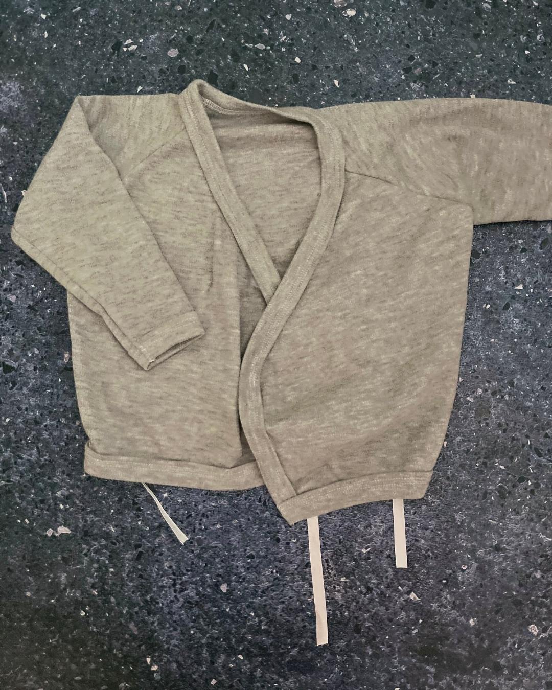 Grey cardigan 6/12M
