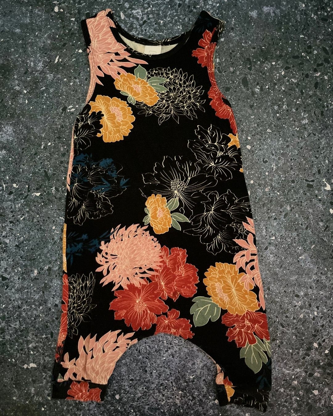 Flynn Jaxon black floral romper 2/3Y