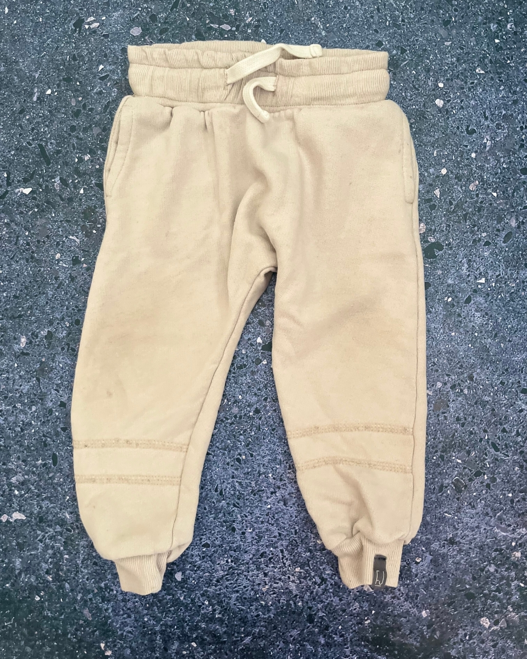 Flynn Jaxon beige tracksuit pants 6/12M