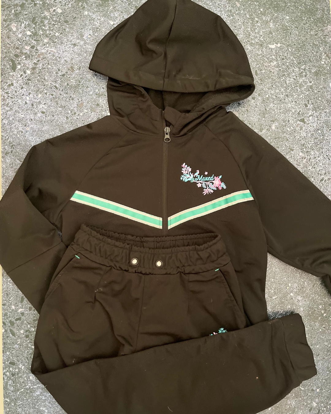 Maxed black floral tracksuit set 7/8Y