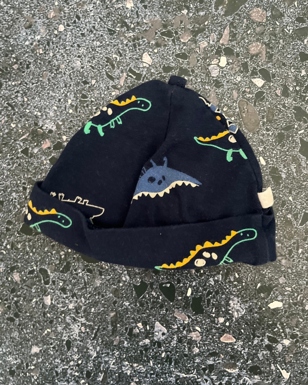 Woolworths blue dinosaur beanie 3/6M