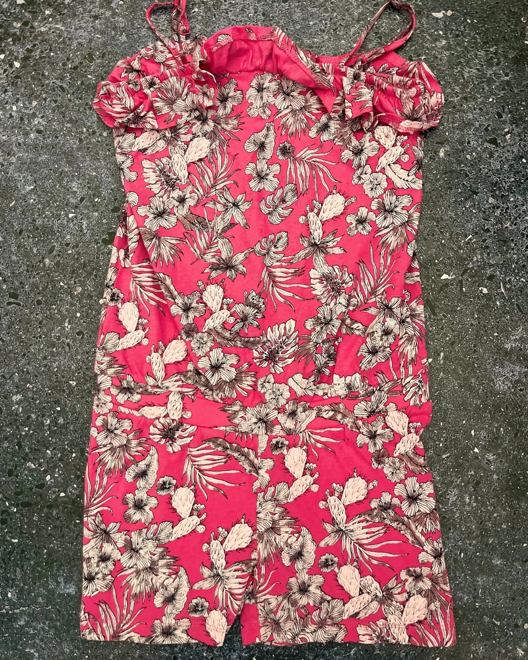 Manor pink floral romper 9/10Y
