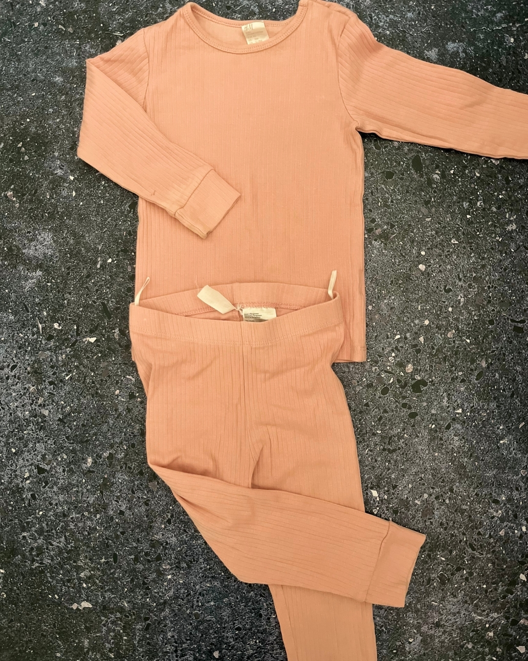 H&M pink ribbed pajama set 12/18M