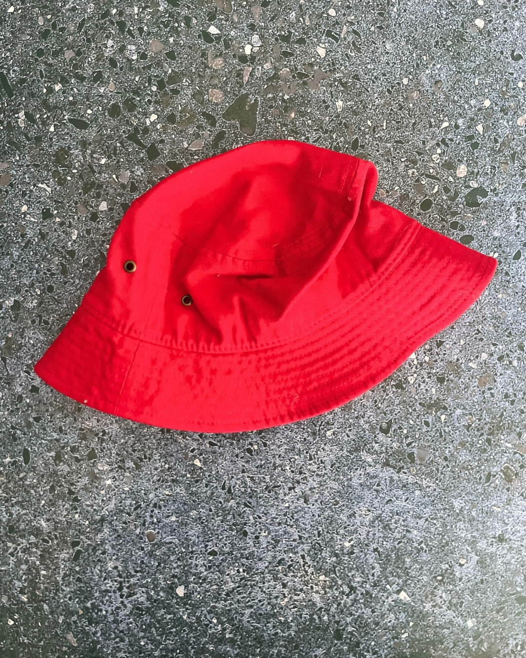 The Hat Depot red hat Medium