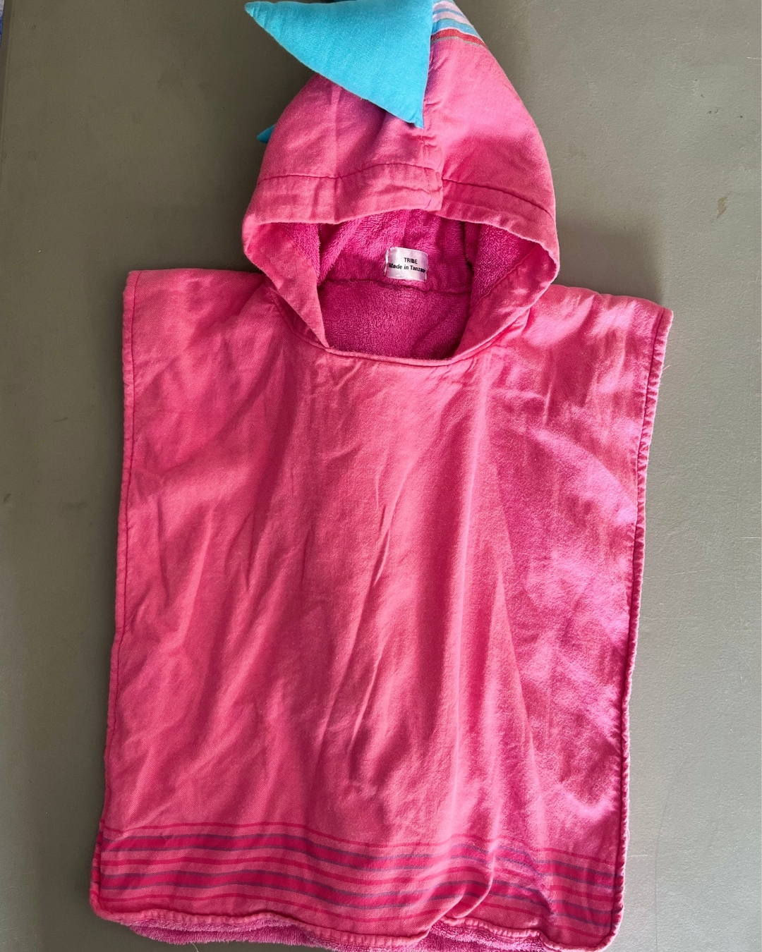 Tribe pink hooded towel