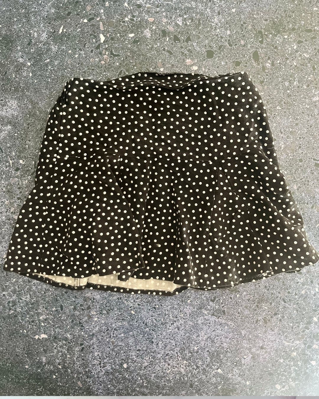 Zara black and white polka dot skirt 11/12Y