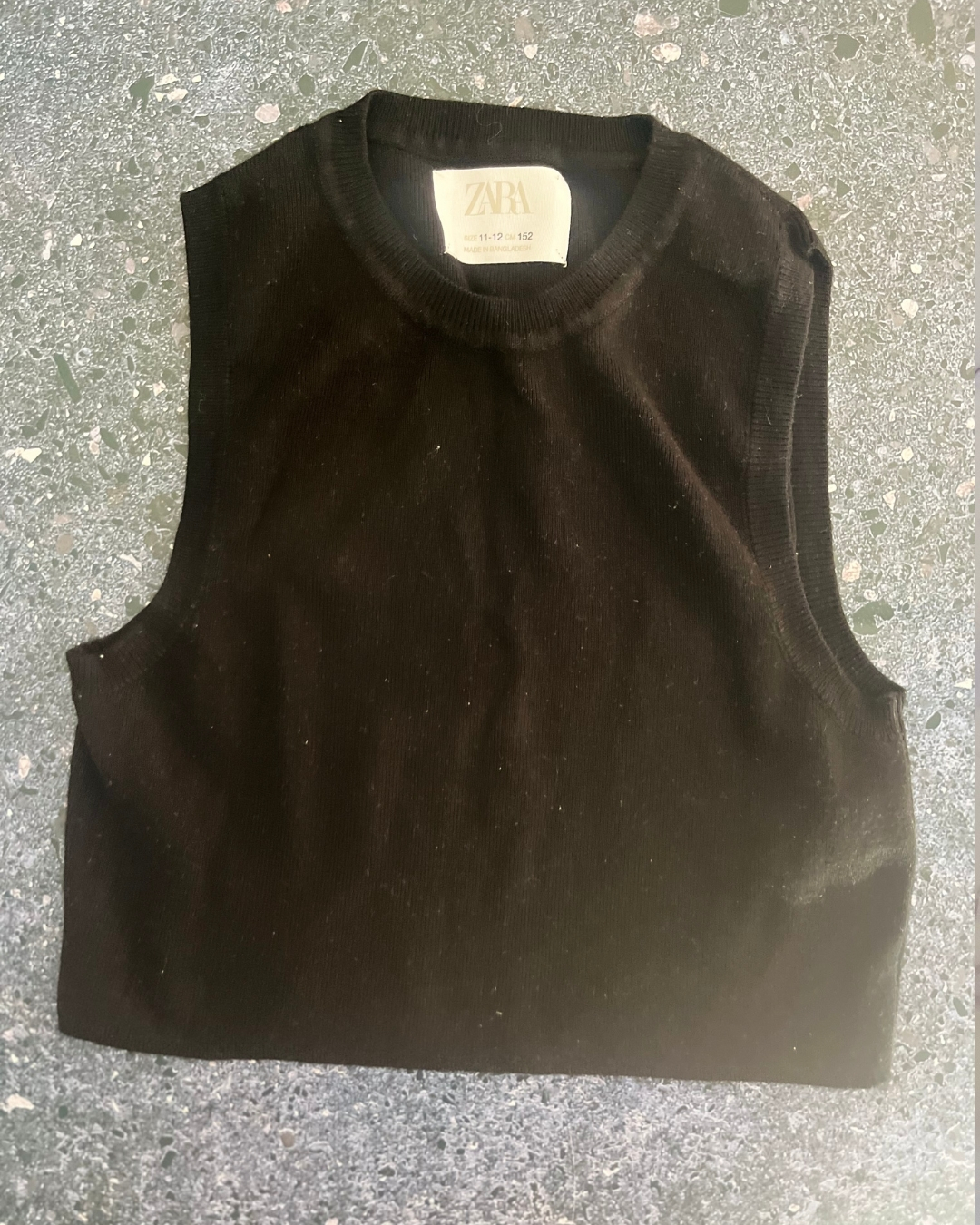 Zara black knitted vest 11/12Y