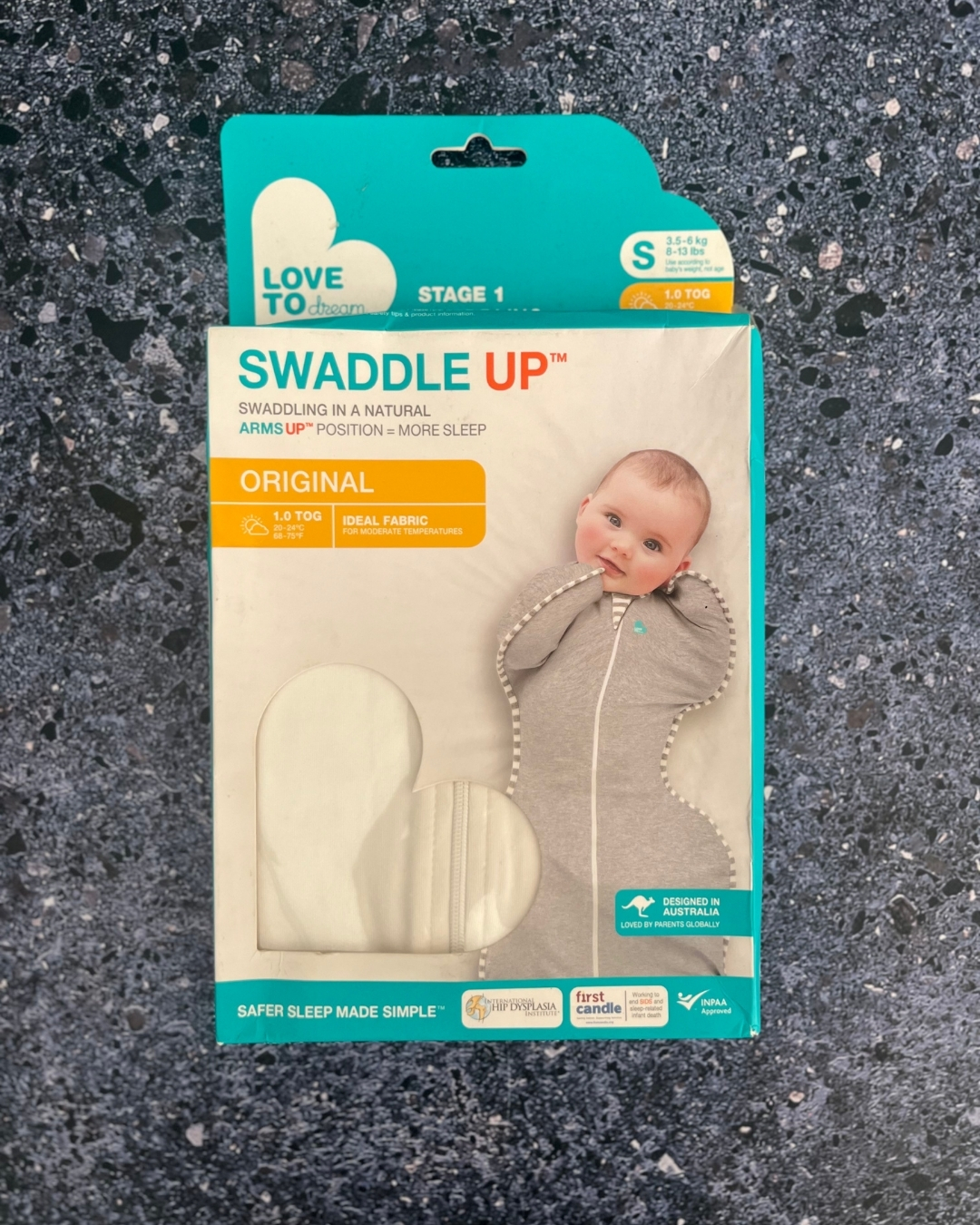 *NEW* Love to Dream white swaddle Stage 1 (3.5kgs-6kgs)
