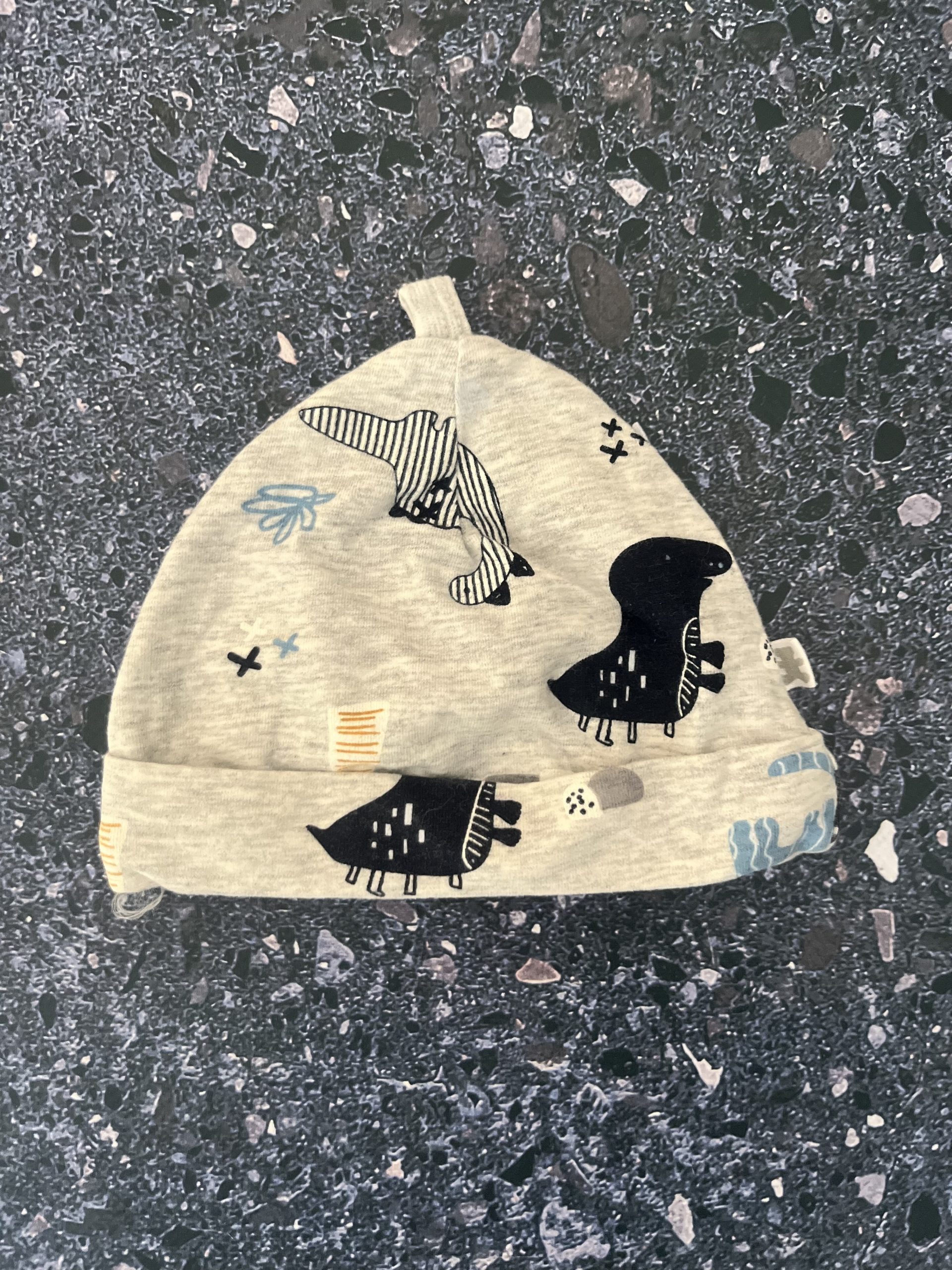 Woolworths grey dinosaur beanie 1/3M