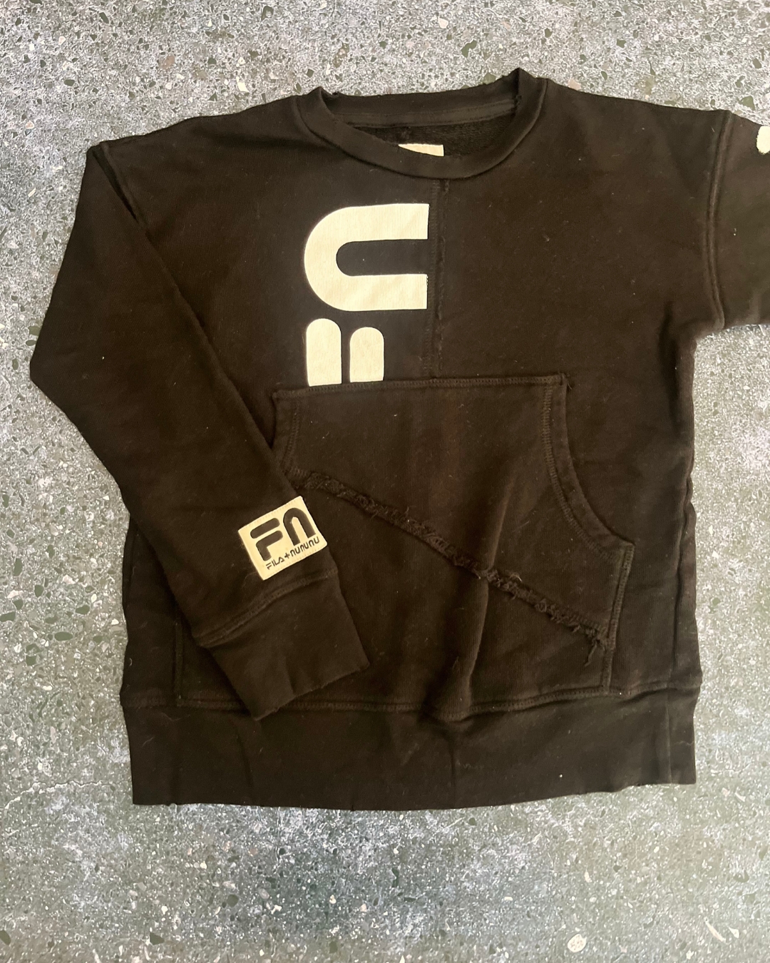 Fila & Nununu black sweater 6/7Y