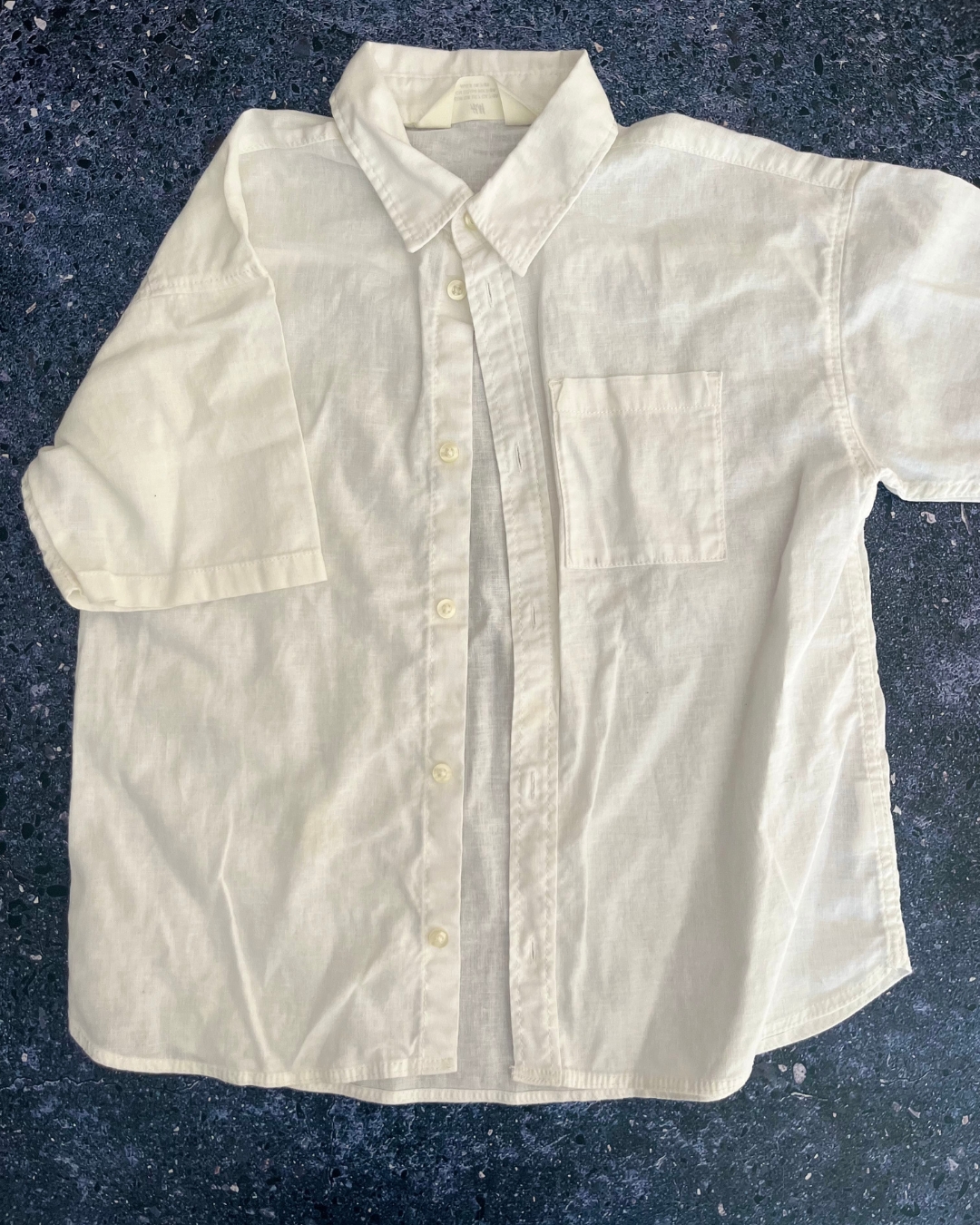 H&M white collared short sleeve shirt 7/8Y