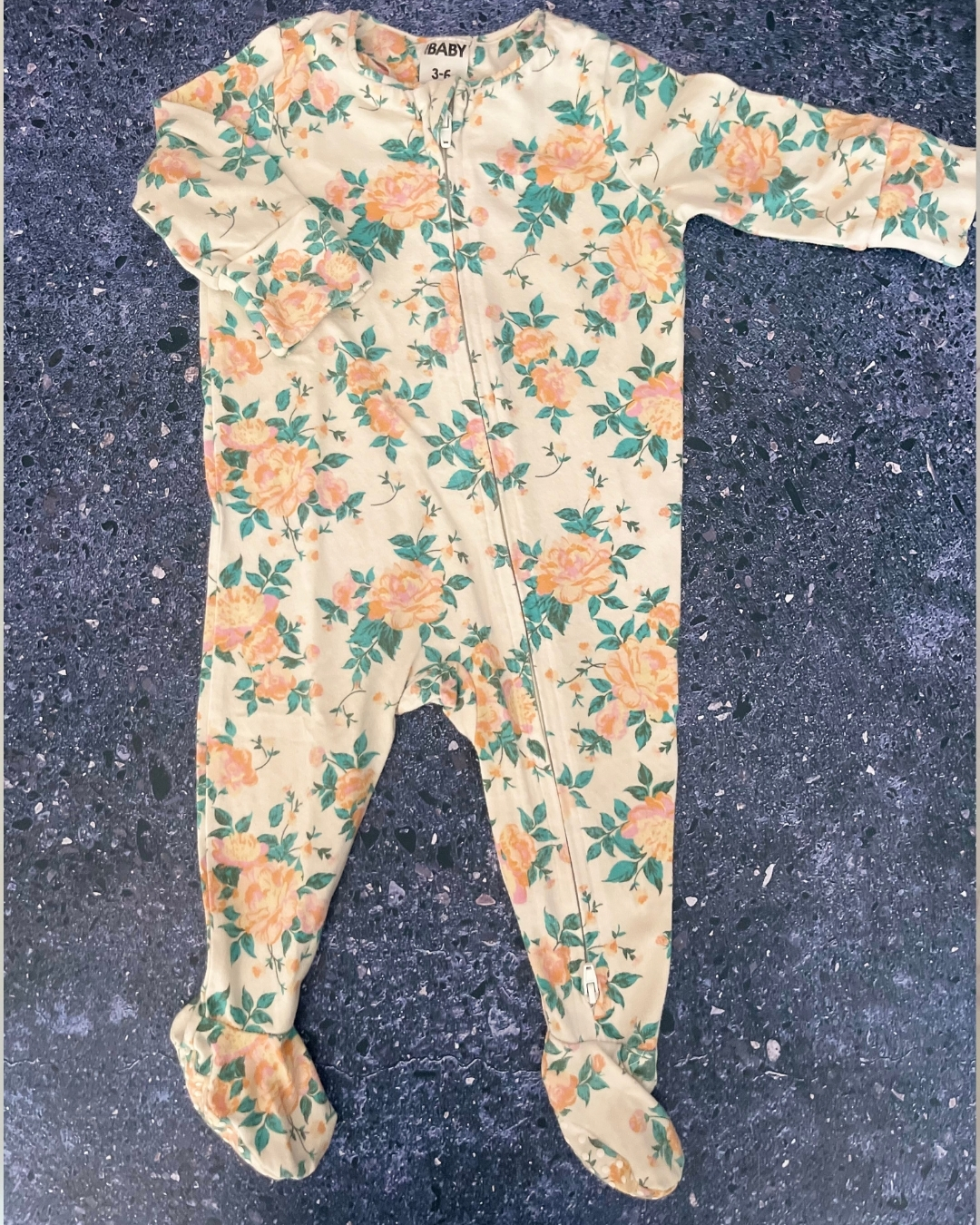 Cotton On beige floral onesie 3/6M